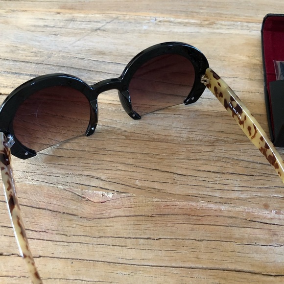 Lunettes de soleil privé revaux - Picture 2 of 8